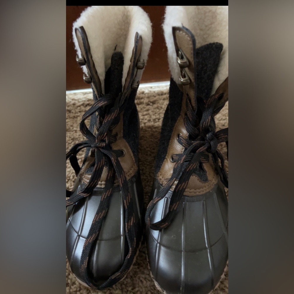 Maurice’s same as new Duck like boots!